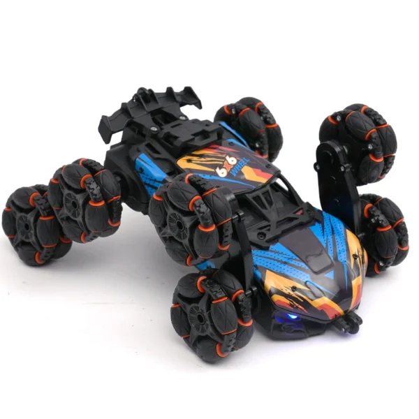 Cyclone Eight-Wheel Mech