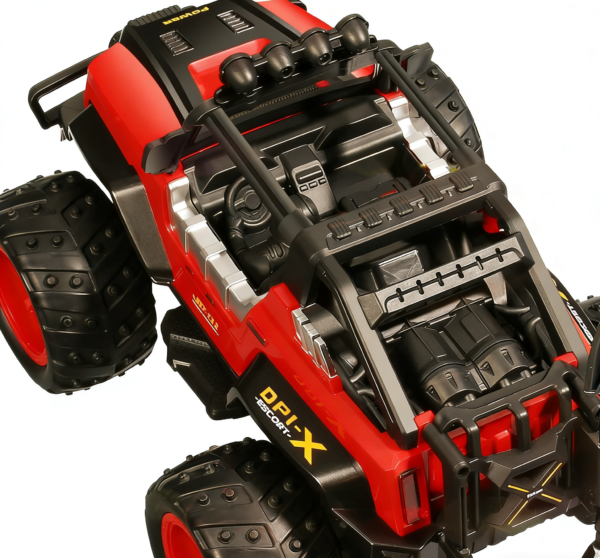 High-speed off-road combat vehicle